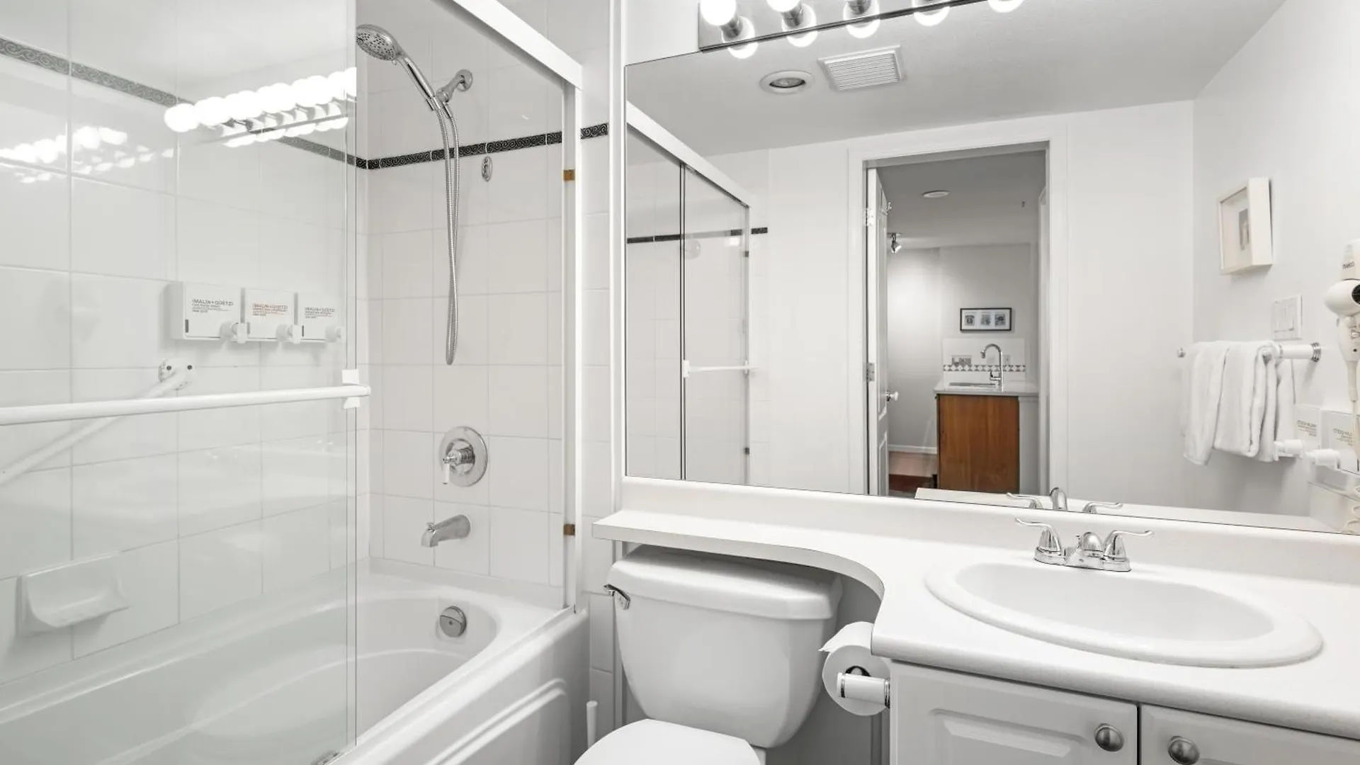 Bear Lodge One Bedroom By Mva Whistler
